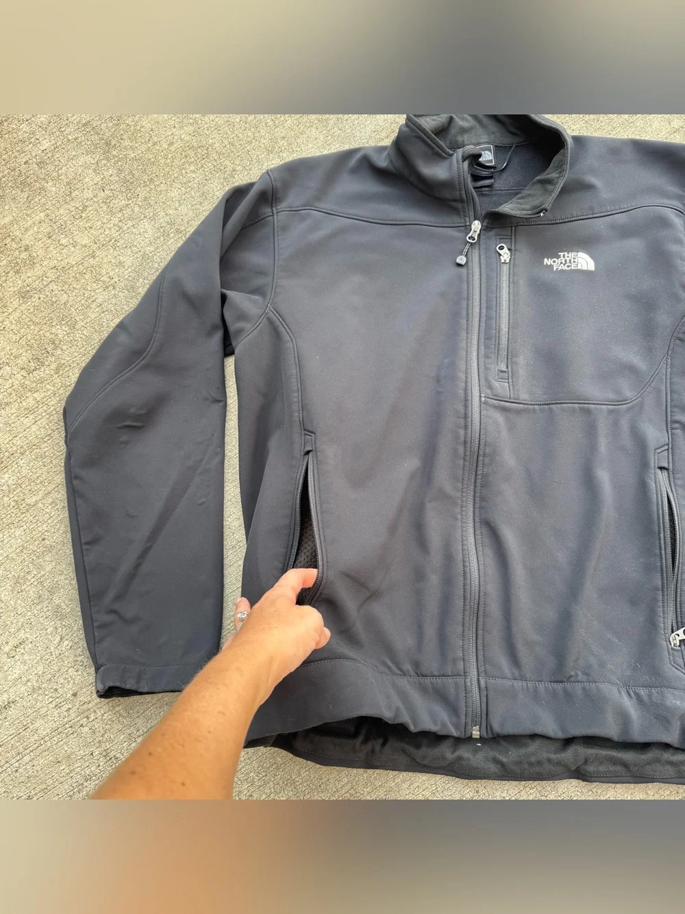 The North Face Men's Softshell Jacket Size XL Black Full Zip Windproof Fleece-Li